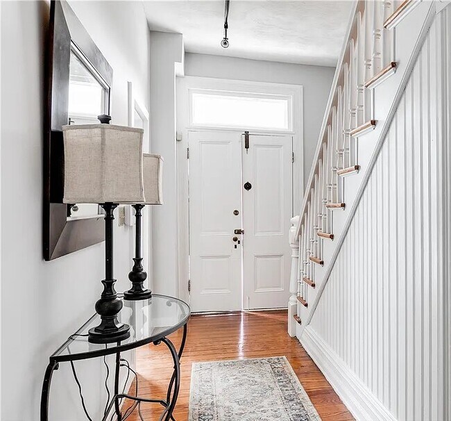 Foto del edificio - 2419 Semmes Ave