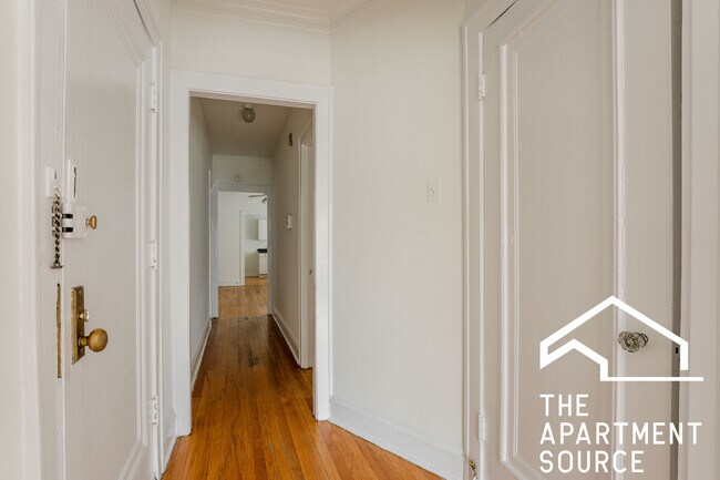 Foto del edificio - 4327 N Francisco Ave