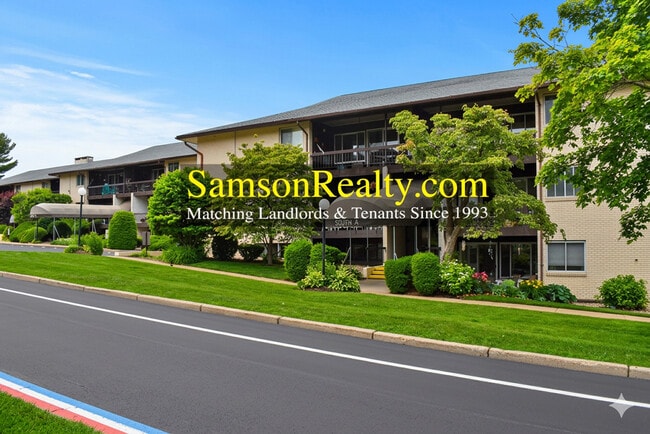 Photo - 400 Narragansett Pkwy Apartment