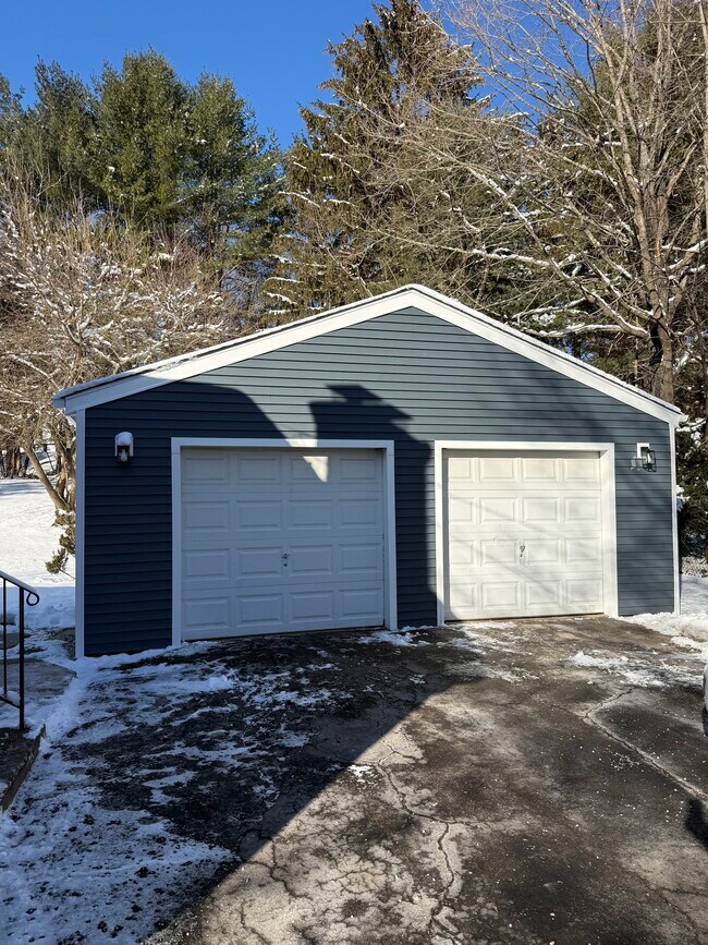 Foto del edificio - 27 Alpine Dr