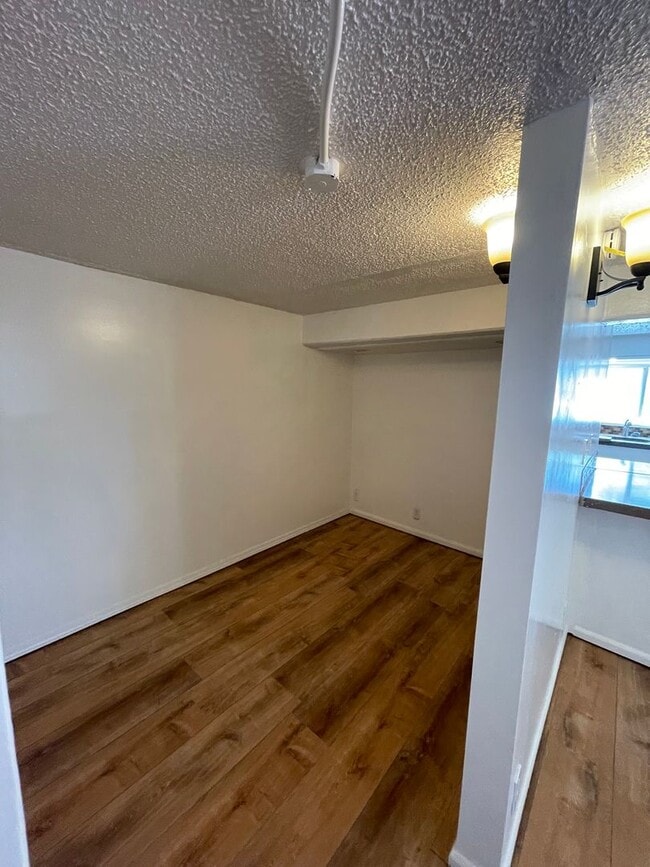 Foto del edificio - Studio Apartment - All basic utilities inc...