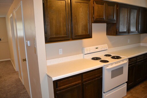 Cocina - Burke, JC