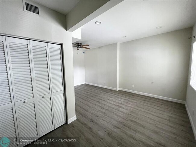 Photo - 627 Bunker Rd Apartment