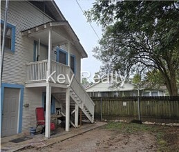 Building Photo - 2307 Elliott St