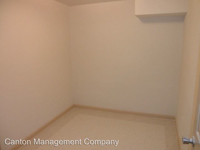 Building Photo - 3705 E Lombard St