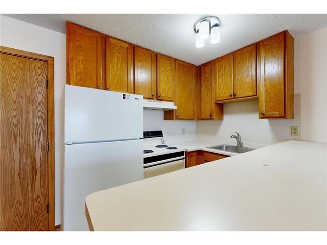 Foto del edificio - 2216 Pleasant Ave