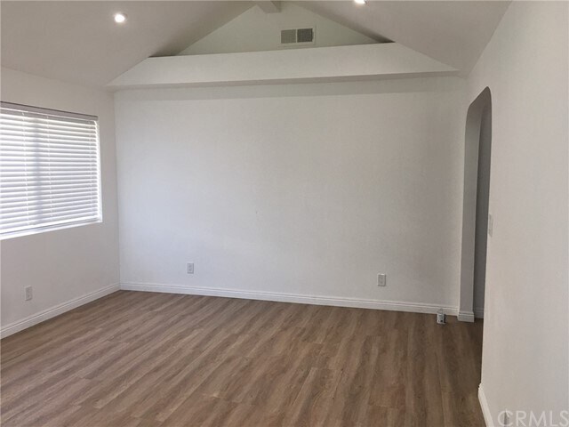 Building Photo - 8024 Alpaca St