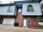 Primary Photo - 1819 N Fitzhugh Ave