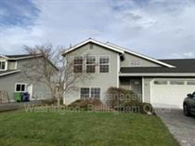 Building Photo - 4609 Guemes View