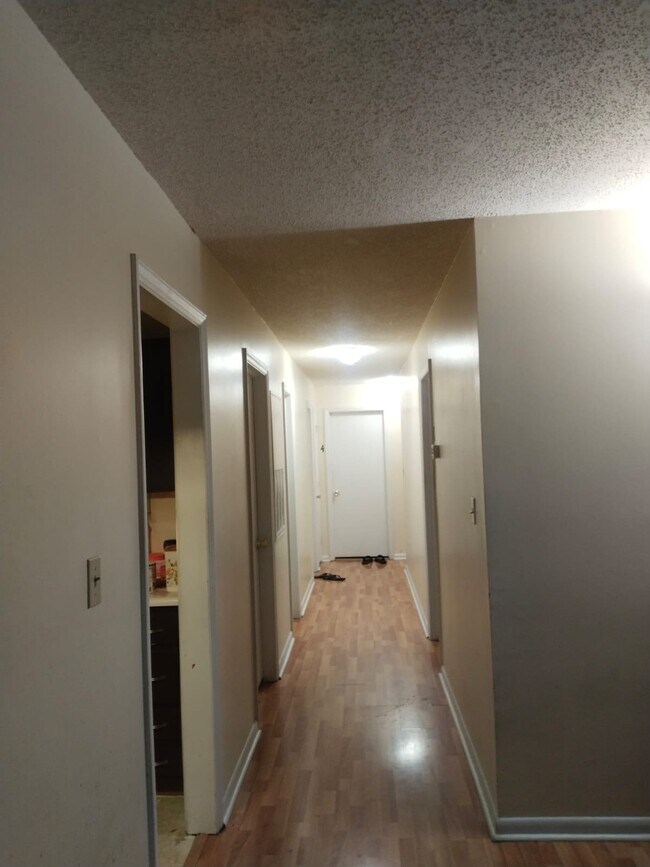 Building Photo - 9523 University Terrace Dr