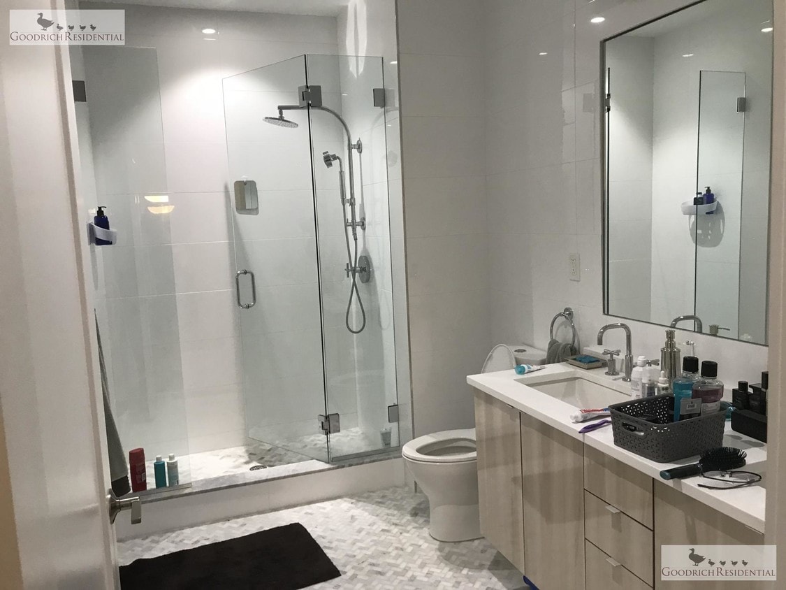 Primary Photo - 30 B St