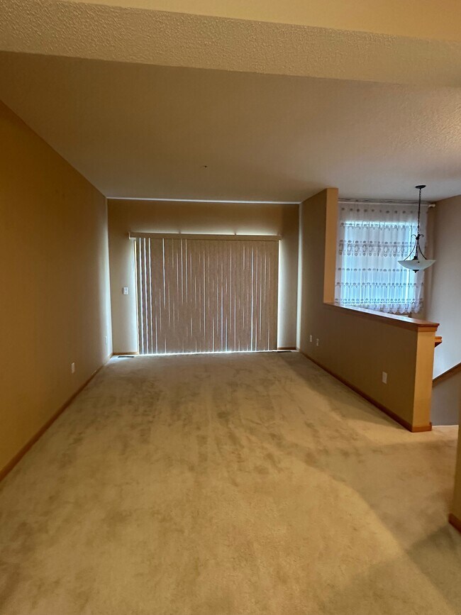 Foto del edificio - 14644 Sumter Ave