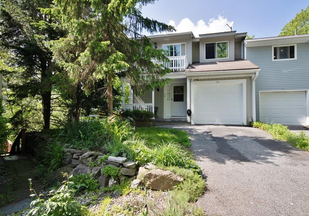 Foto principal - 29 Quincy Ct