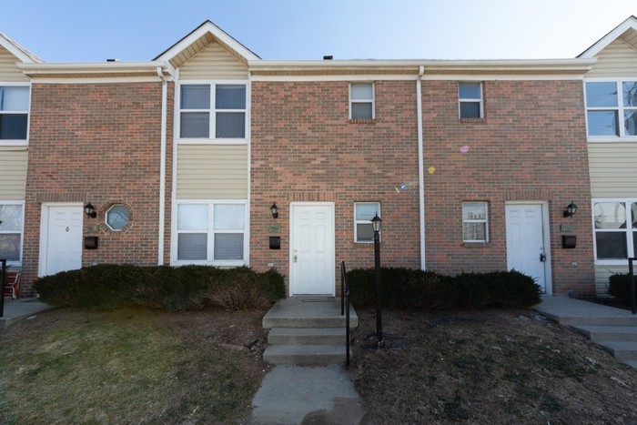 Primary Photo - 1311 S Senate Ave