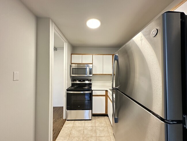 Foto del edificio - 1350 N Dearborn St