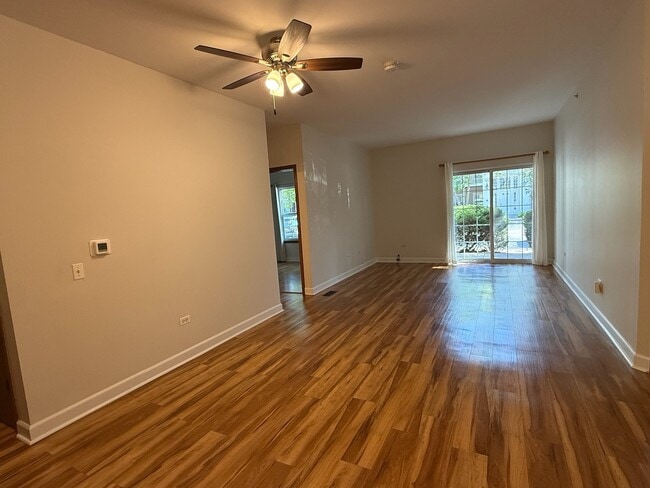 Building Photo - 3317 Stratford Ct
