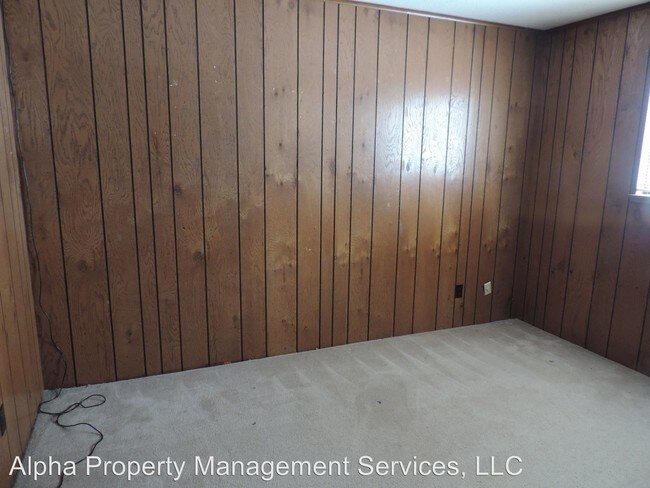 Building Photo - 705 N Holden St