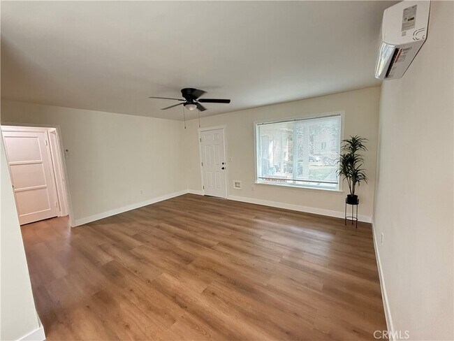 Foto del edificio - 549 N Niagara St
