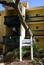 Building Photo - 300 Yacht Club Dr