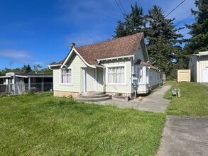 Building Photo - 2421 Central Ave