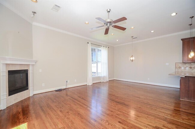 Building Photo - 5306 Nolda St
