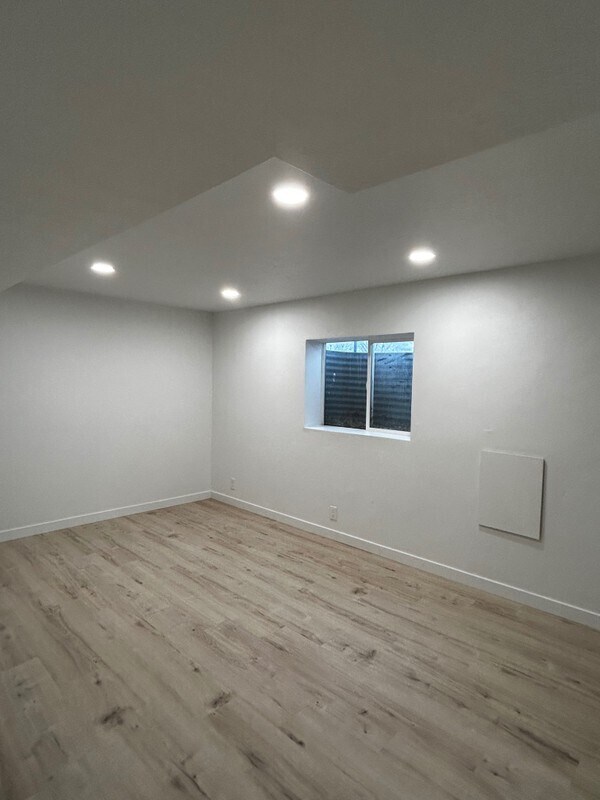 Foto del edificio - 7923 S 930 E