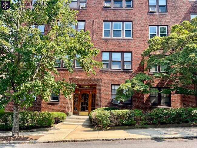Foto del edificio - 289 Corey Rd