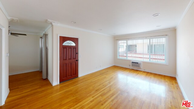 Foto del edificio - 1247 N Flores St