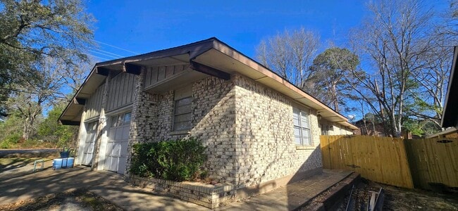 Foto del edificio - AVAILABLE! 2 Bedroom 2 Bath in Longview!