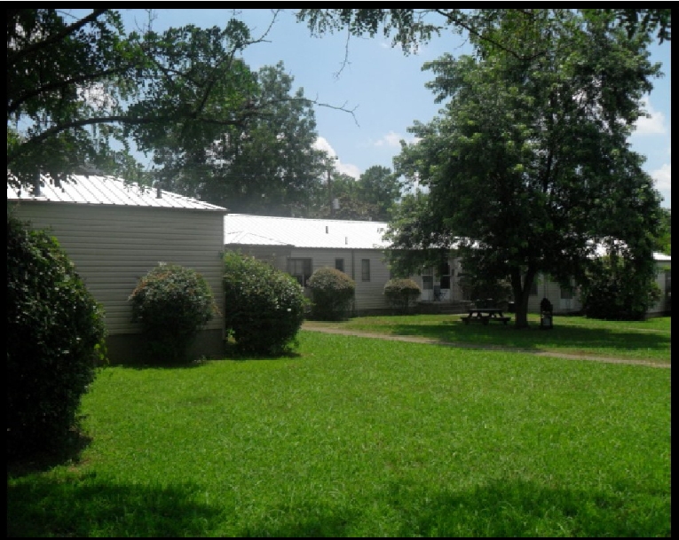 Primary Photo - Ramwood Apartments