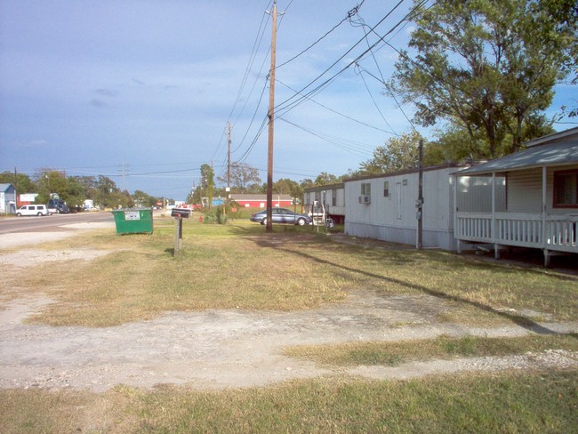 Foto del edificio - Manny's Mobile Home Park