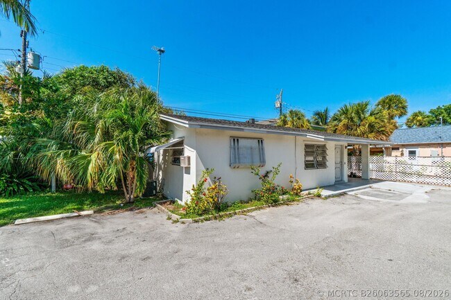 Foto del edificio - 211 Sunrise Ave