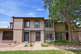 Building Photo - 16055 E Ithaca Pl