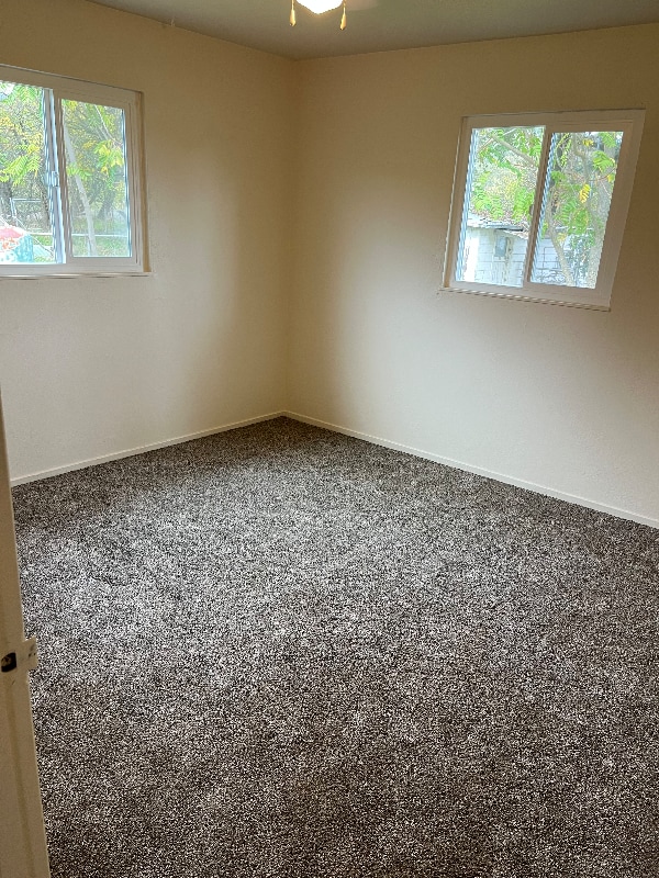 Building Photo - 39 Stark Ln