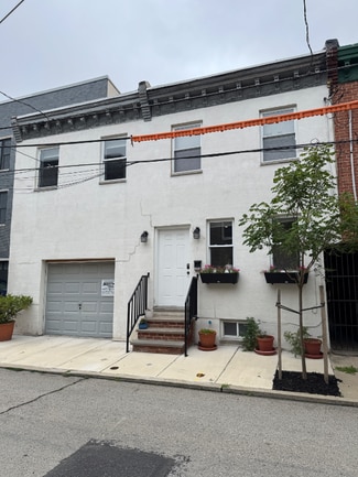 Building Photo - 1221-1223 Annin St