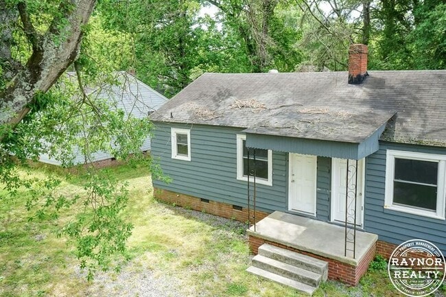 Building Photo - 617-619 Midway St
