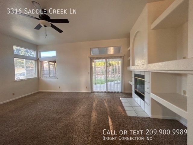 Foto del edificio - 3316 Saddle Creek Ln