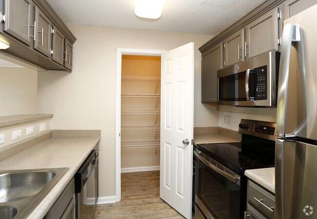 1HAB, 1BA - 823 ft² Bethel - Cocina - Mariners Crossing