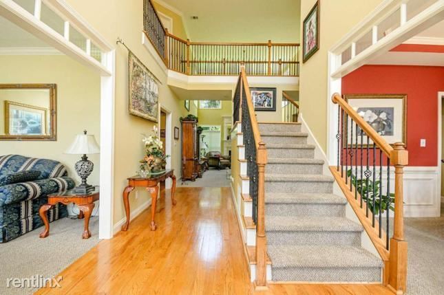 Building Photo - 5 br, 4 bath House - 404 Branch Forest Way