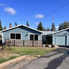 Building Photo - 5826 Armour Loop SE