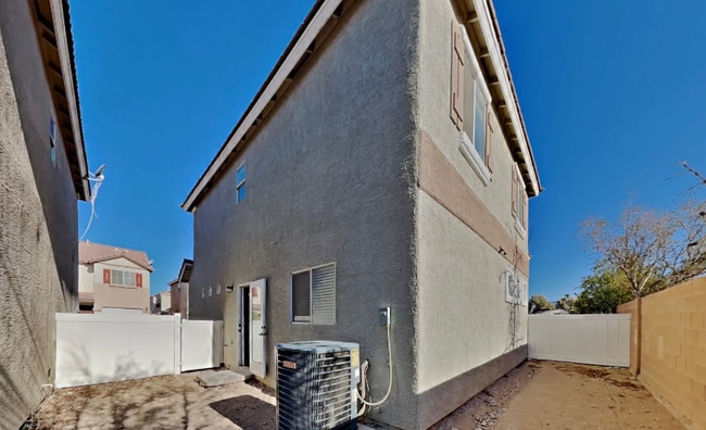 Building Photo - 2280 Platinum Band St