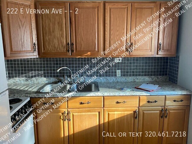 Foto del edificio - 222 E Vernon Ave