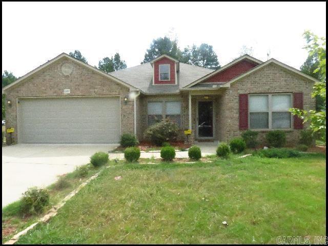 Primary Photo - 1001 Meadows Edge Dr