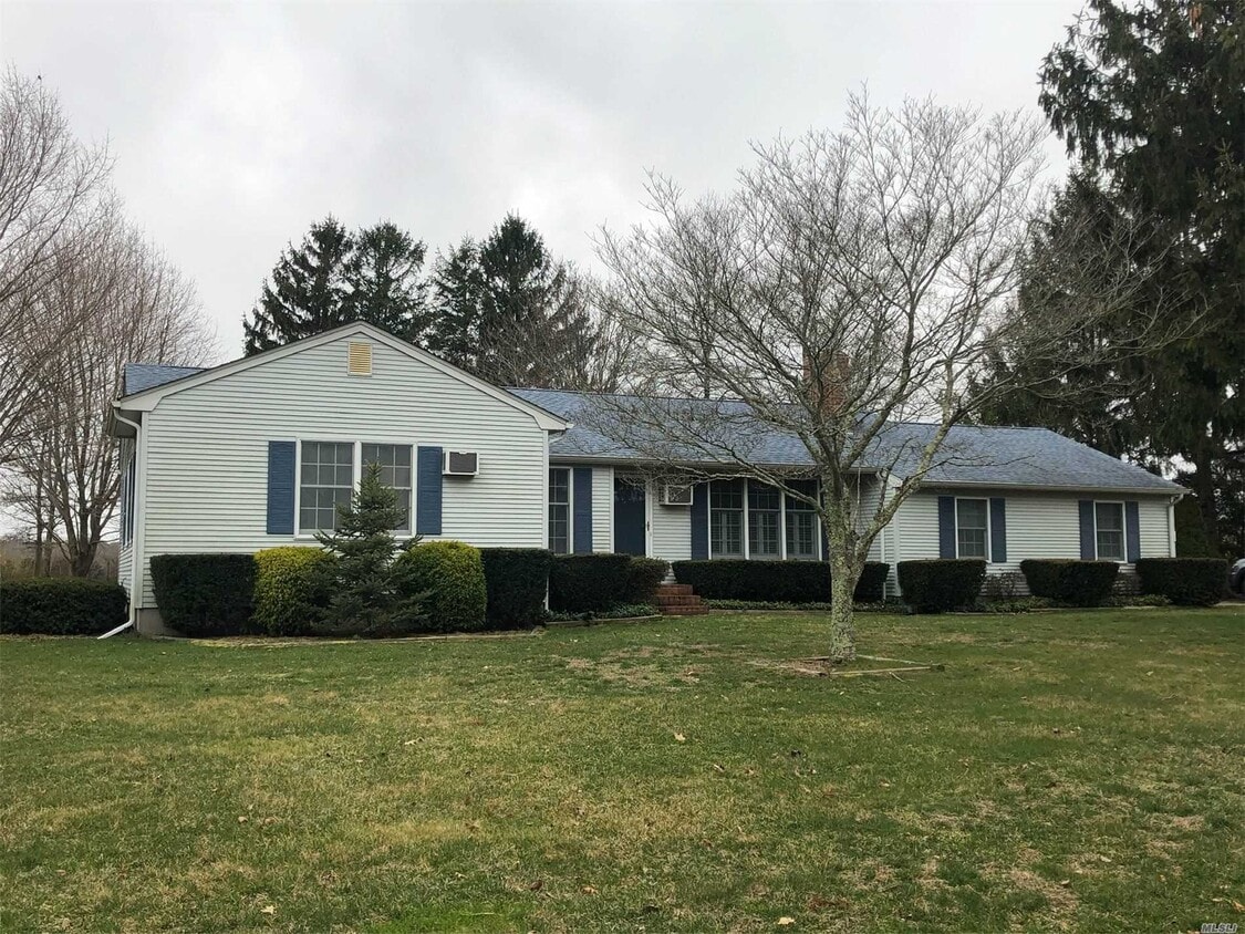 Primary Photo - 1765 Delmar Dr