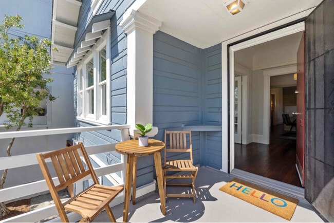 Photo - 588 58th St Apartment