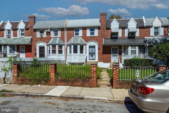 Foto del edificio - 7247 Glenthorne Rd