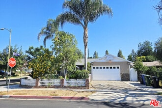 Building Photo - 22957 Stagg St
