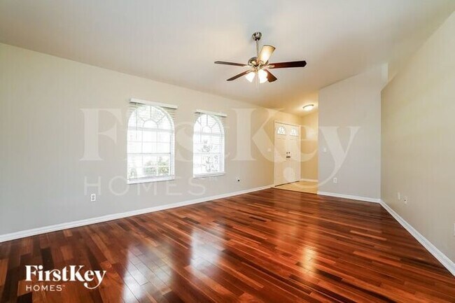 Foto del edificio - 1210 SE 33rd St