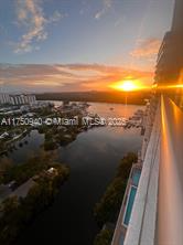 Foto del edificio - 300 Sunny Isles Blvd