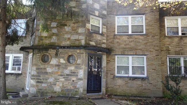Photo - 6736 Blakemore St Townhome